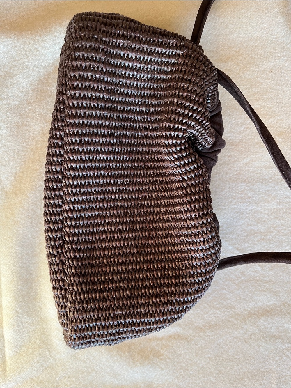 mini cloud clutch - Raffia - Picture 2 of 5
